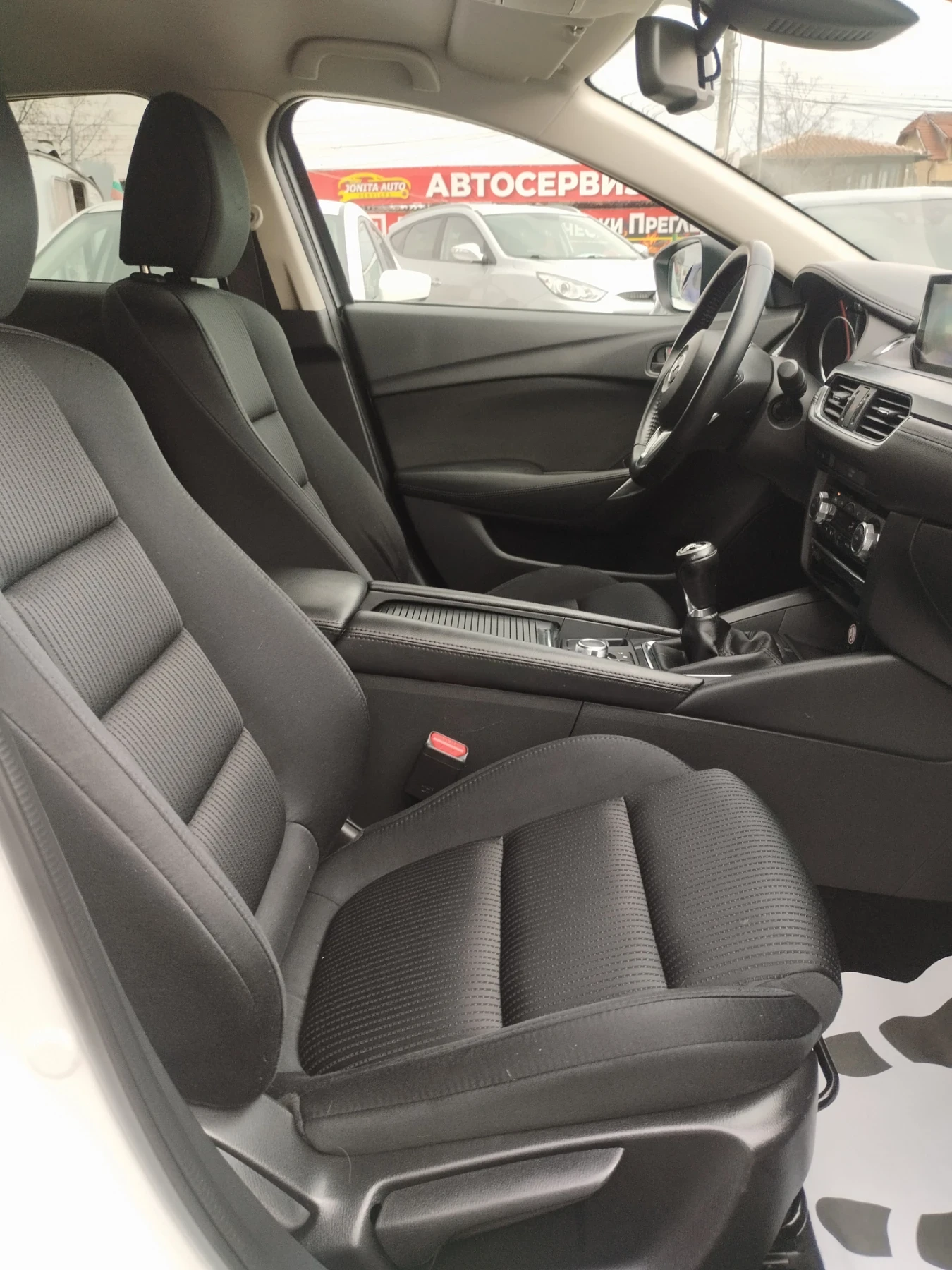 Mazda 6 2.0 benzin facelift , снимка 12 - Автомобили и джипове - 53721913