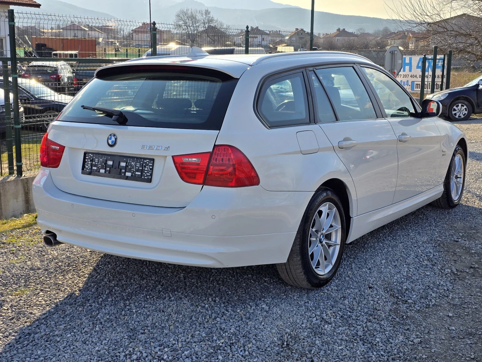 BMW 320 XDrive 184hp Euro5, снимка 3 - Автомобили и джипове - 53749536