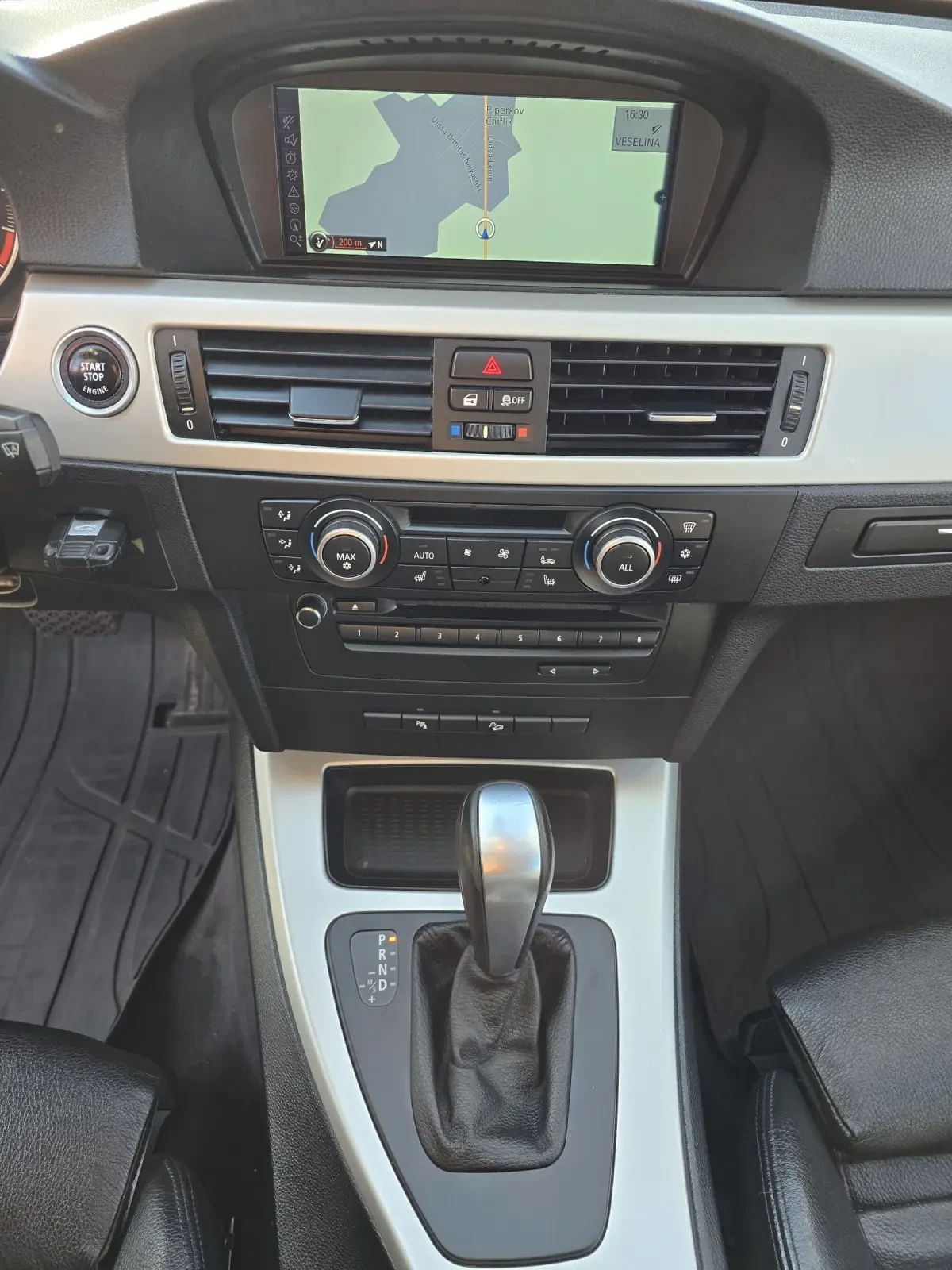 BMW 320 XDrive 184hp Euro5, снимка 8 - Автомобили и джипове - 53749536