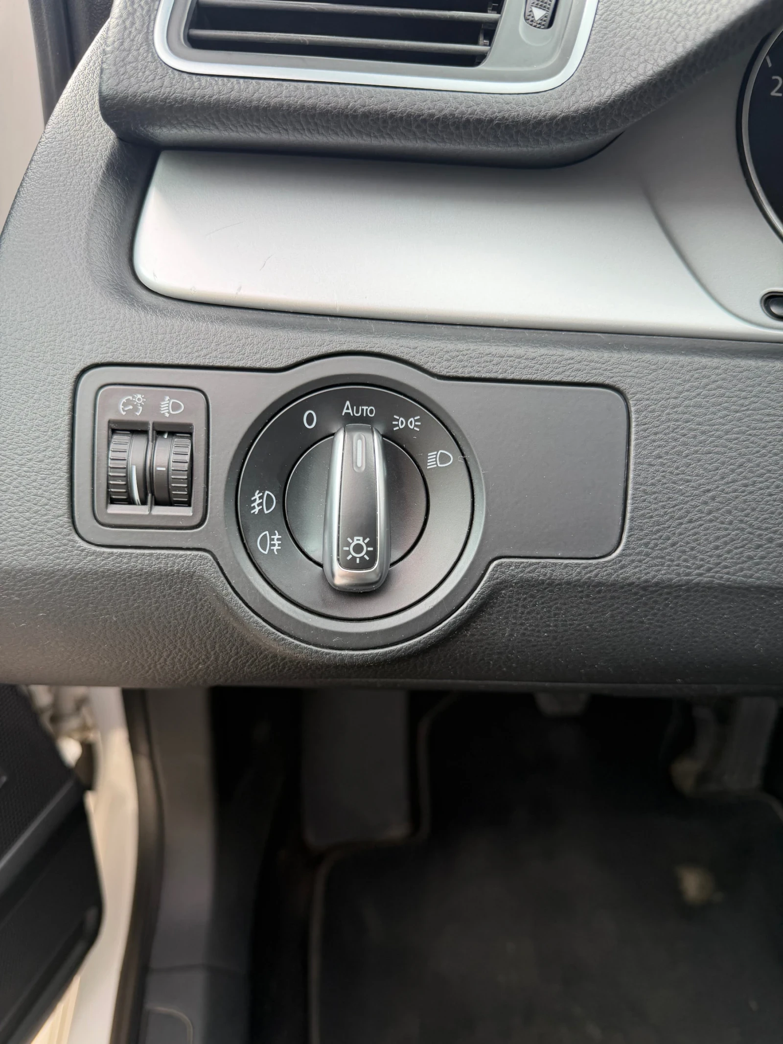 VW Passat B7, снимка 11 - Автомобили и джипове - 53939963