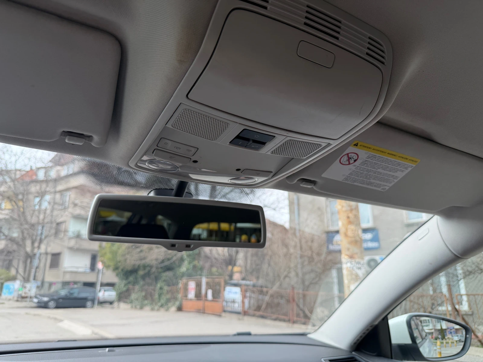 VW Passat B7, снимка 12 - Автомобили и джипове - 53939963