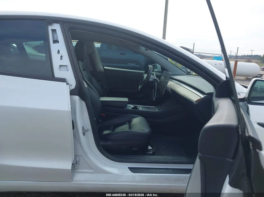 Tesla Model 3 Standard Range Plus RWD * CARFAX* , снимка 5 - Автомобили и джипове - 54621500