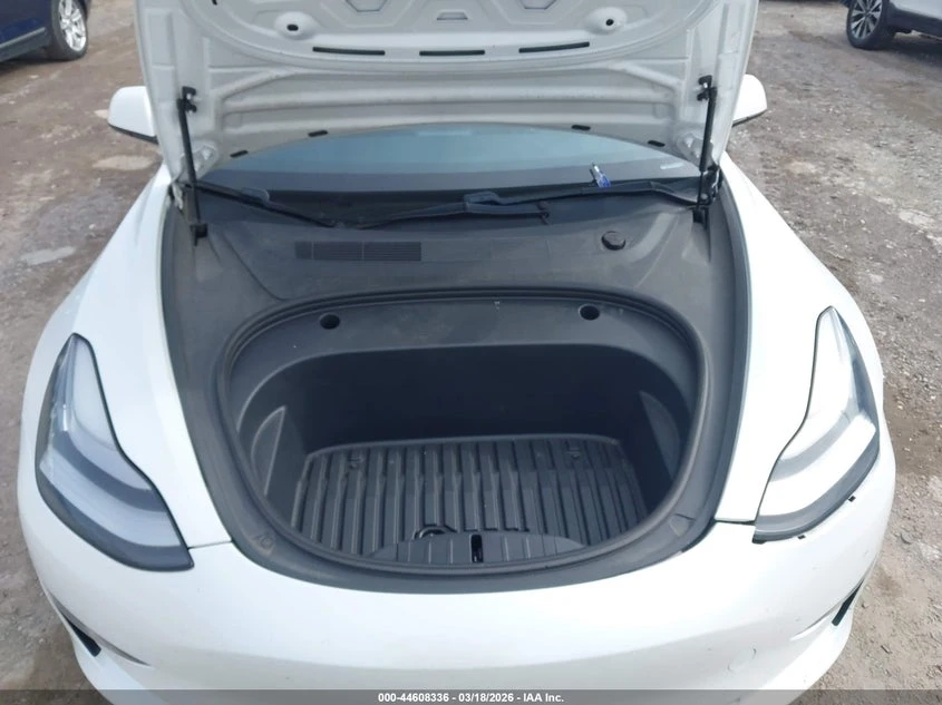 Tesla Model 3 Standard Range Plus RWD * CARFAX* , снимка 10 - Автомобили и джипове - 54621500
