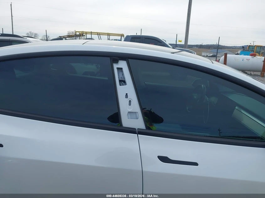Tesla Model 3 Standard Range Plus RWD * CARFAX* , снимка 6 - Автомобили и джипове - 54621500