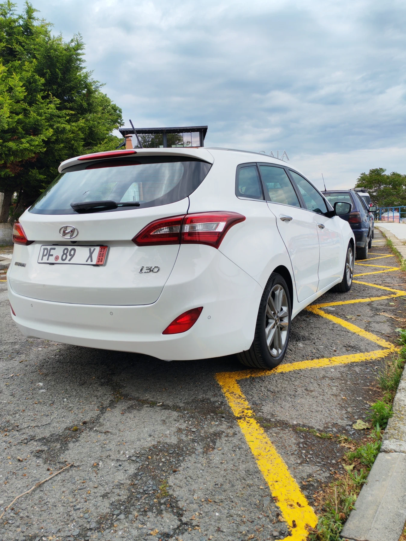 Hyundai I30 1.6 , фейслифт, автоматик, снимка 5 - Автомобили и джипове - 54660289