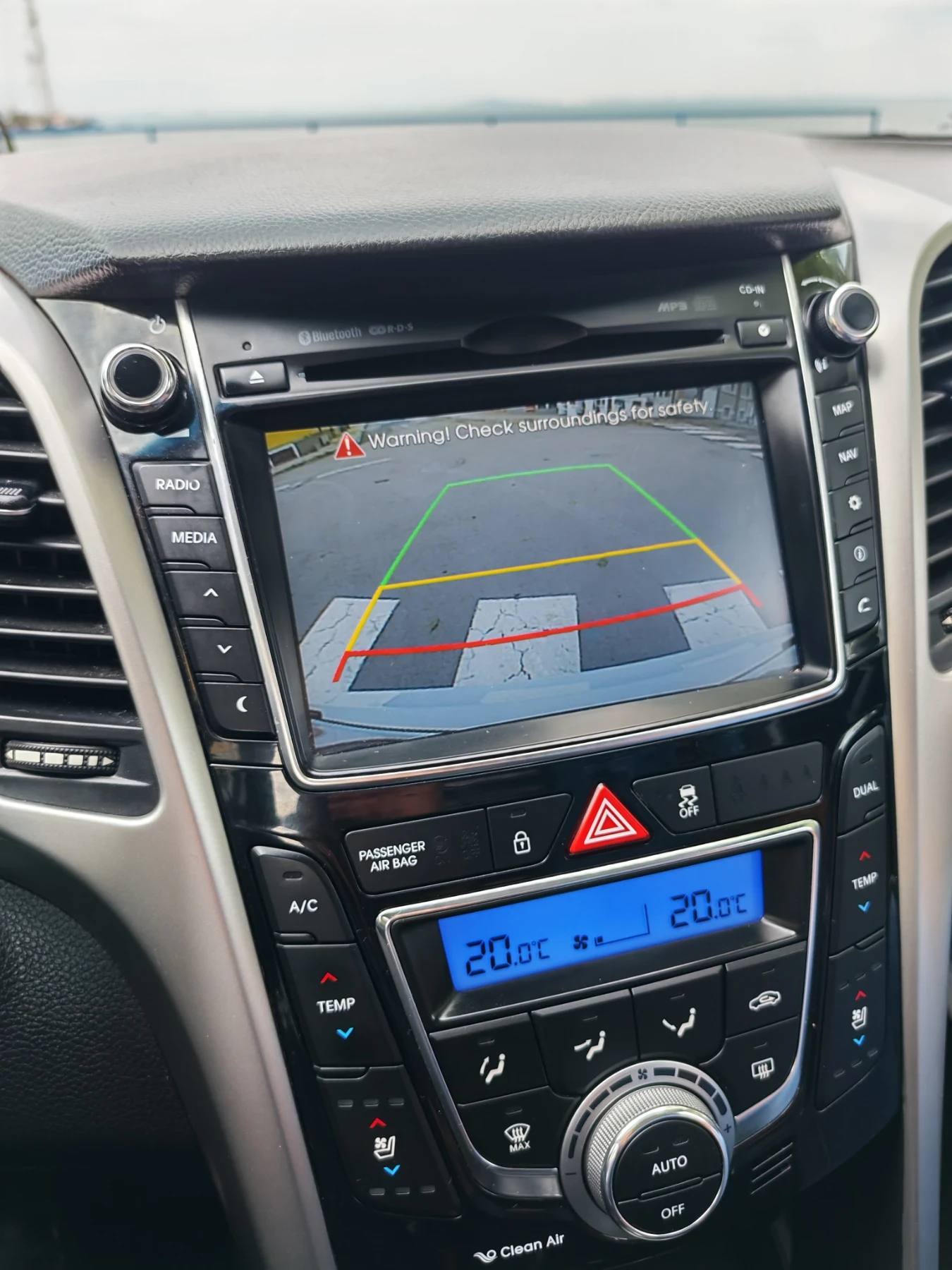 Hyundai I30 1.6 , фейслифт, автоматик, снимка 14 - Автомобили и джипове - 54660289