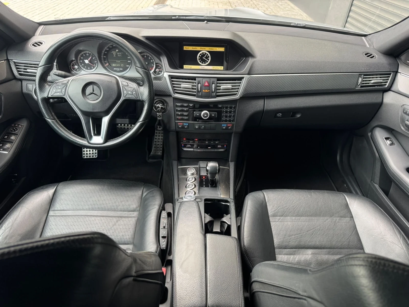 Mercedes-Benz E 63 AMG S Facelift Performance Carbon FULL ЛИЗИНГ, снимка 5 - Автомобили и джипове - 54961486
