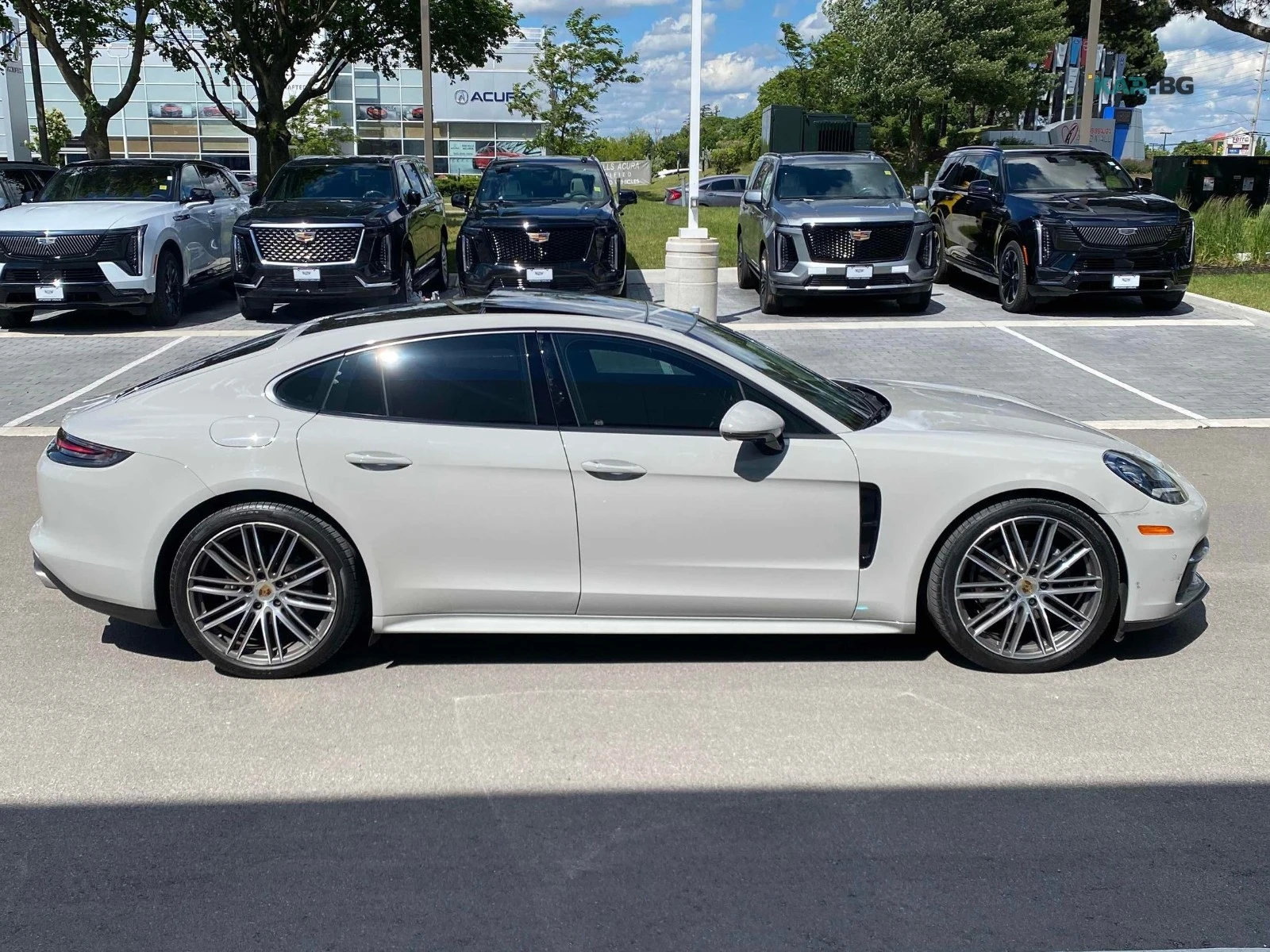 Porsche Panamera 4 Автокредит Цена до България, снимка 2 - Автомобили и джипове - 55031724