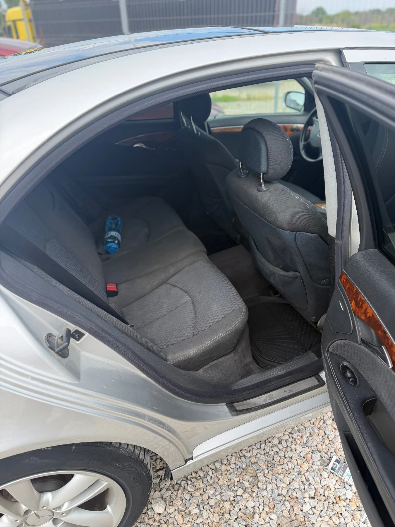 Mercedes-Benz E 220 Cdi, снимка 8 - Автомобили и джипове - 55034198