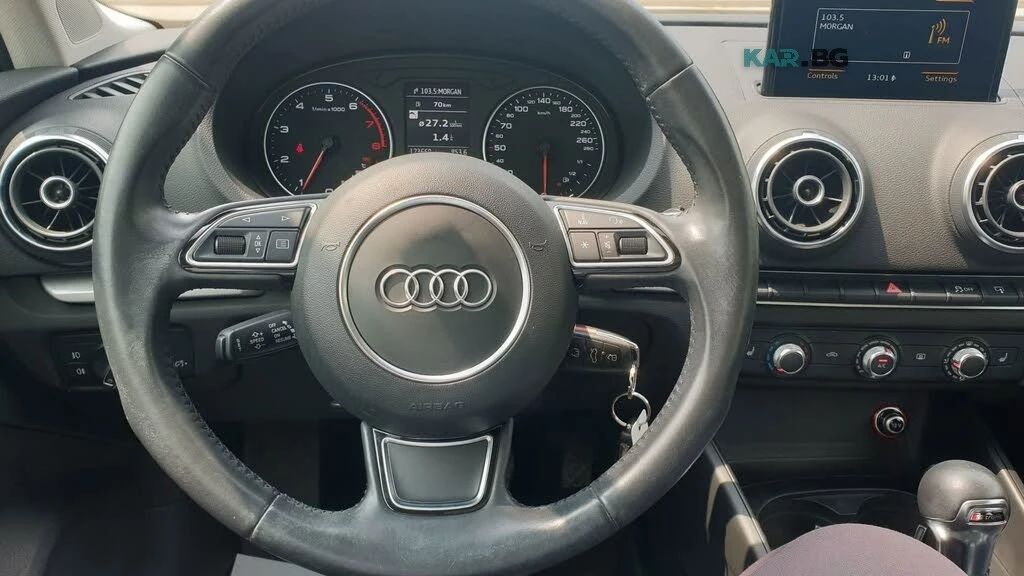 Audi A3 Premium Sedan* AвтоКредит* (ЦЕНА ДО БГ), снимка 10 - Автомобили и джипове - 55316473