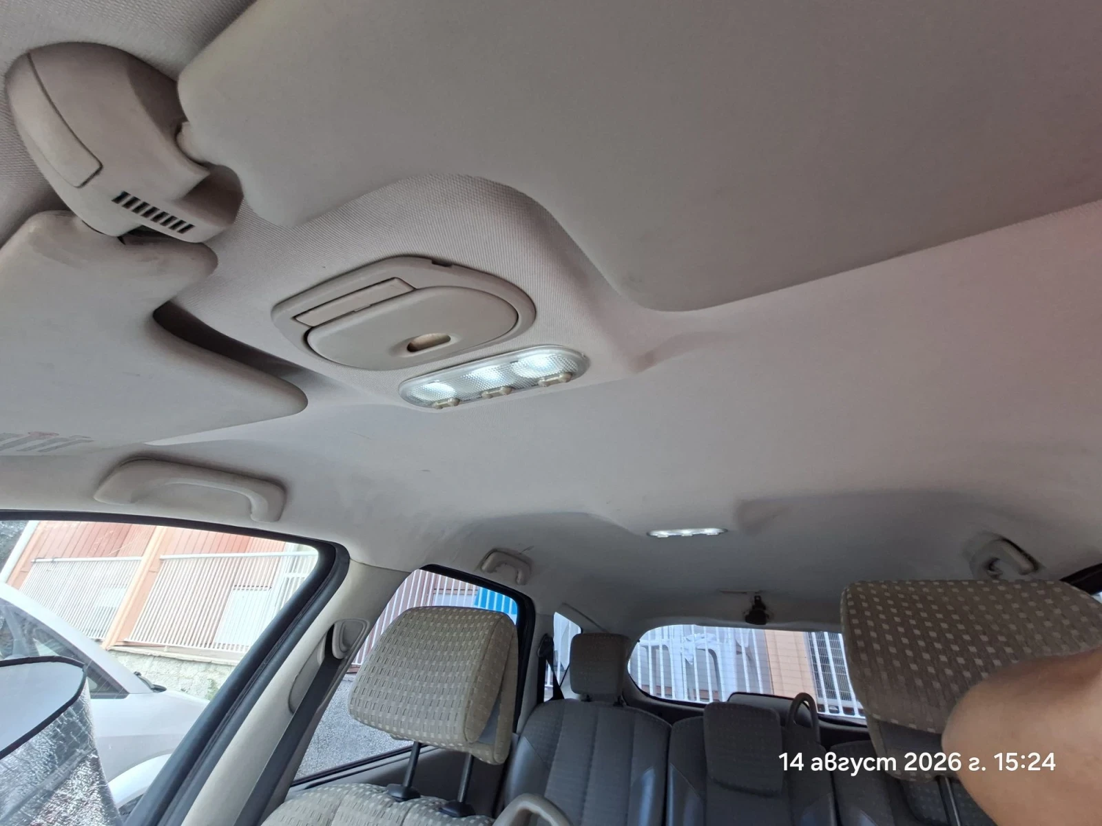 Renault Grand scenic, снимка 6 - Автомобили и джипове - 55904130