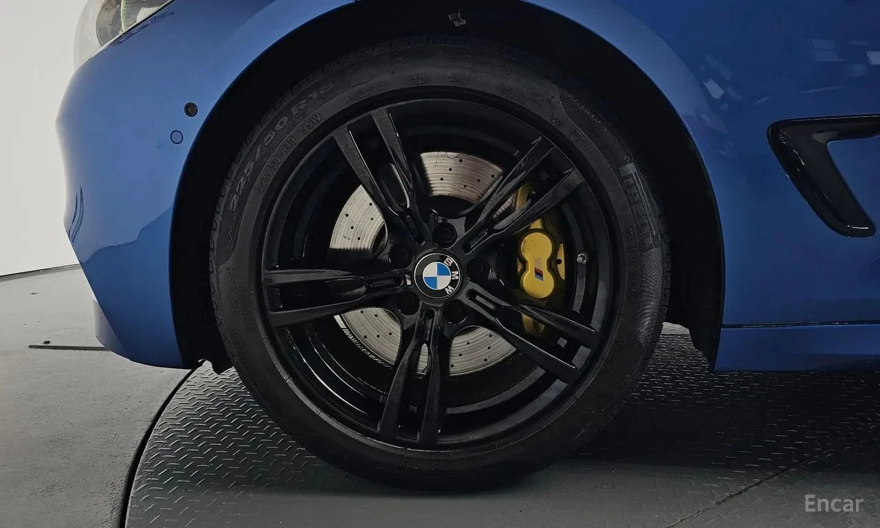 BMW 320  M Sport Premium * АВТОКРЕДИТ * , снимка 5 - Автомобили и джипове - 56118462