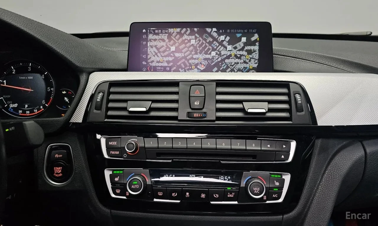 BMW 320  M Sport Premium * АВТОКРЕДИТ * , снимка 14 - Автомобили и джипове - 56118462