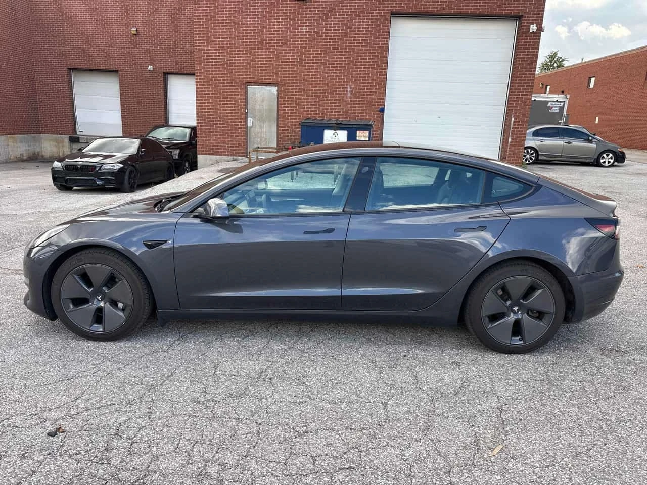Tesla Model 3 * Long Range * CARFAX * , снимка 2 - Автомобили и джипове - 56177096
