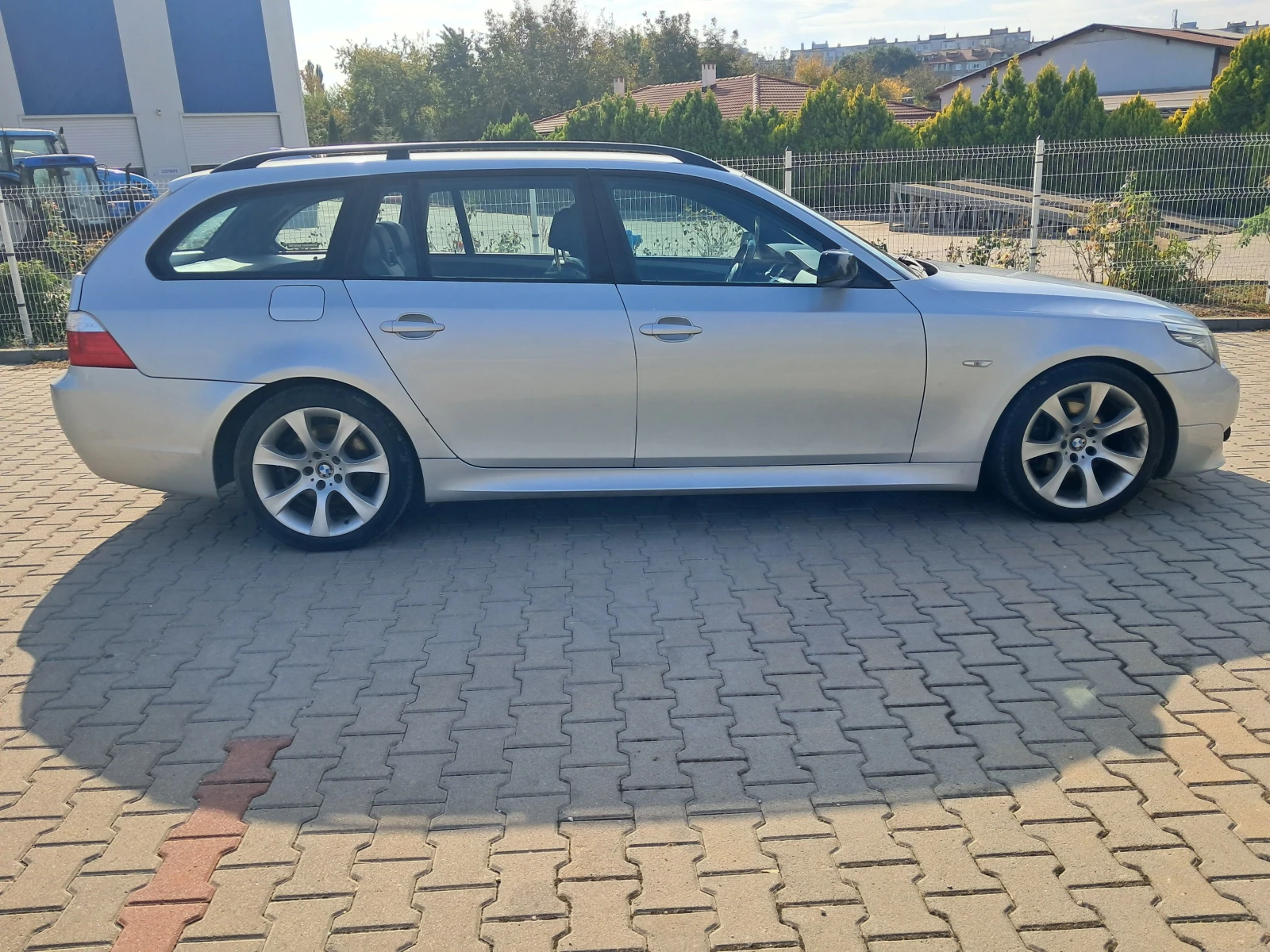 BMW 525 E61, снимка 3 - Автомобили и джипове - 56449322