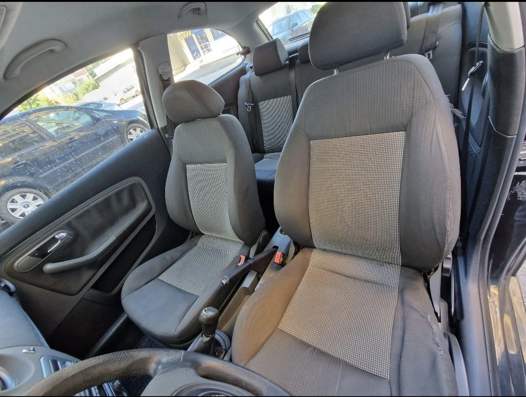 Seat Ibiza, снимка 7 - Автомобили и джипове - 56450738