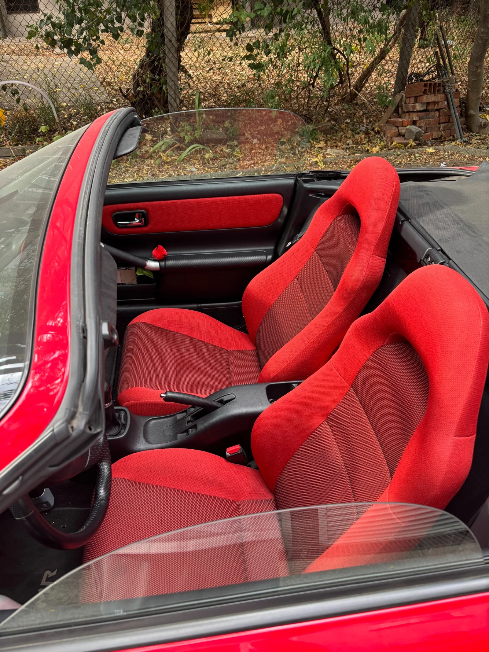 Toyota Mr2 1, 8, снимка 13 - Автомобили и джипове - 56467407