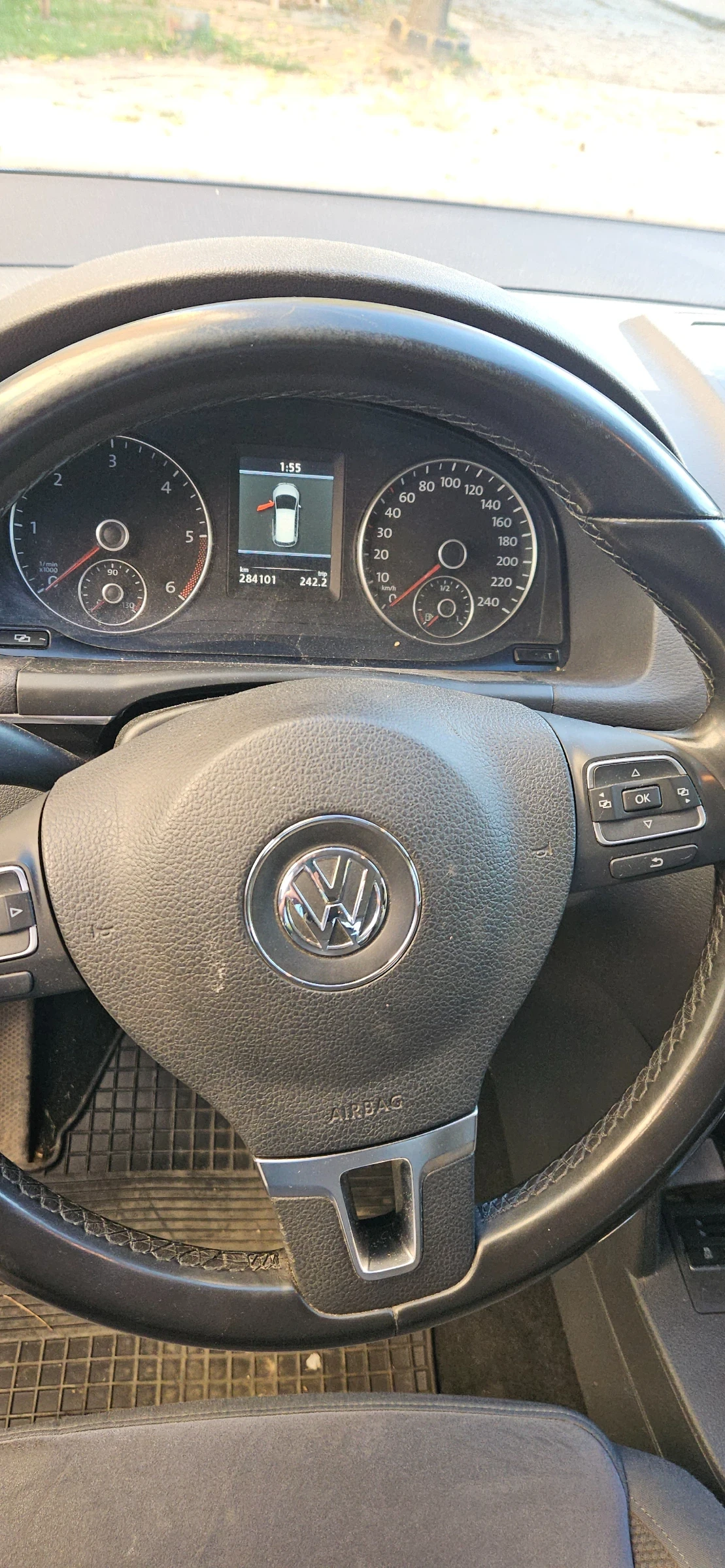 VW Touran, снимка 6 - Автомобили и джипове - 56599442
