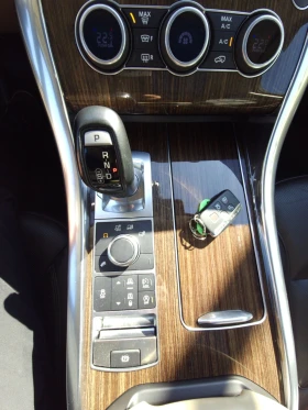 Land Rover Range Rover Sport HSE/SD/306/FULL/7 PASS/ЕДИН СОБСВЕНИК/МОТОФОЕ/СЕРВ, снимка 14
