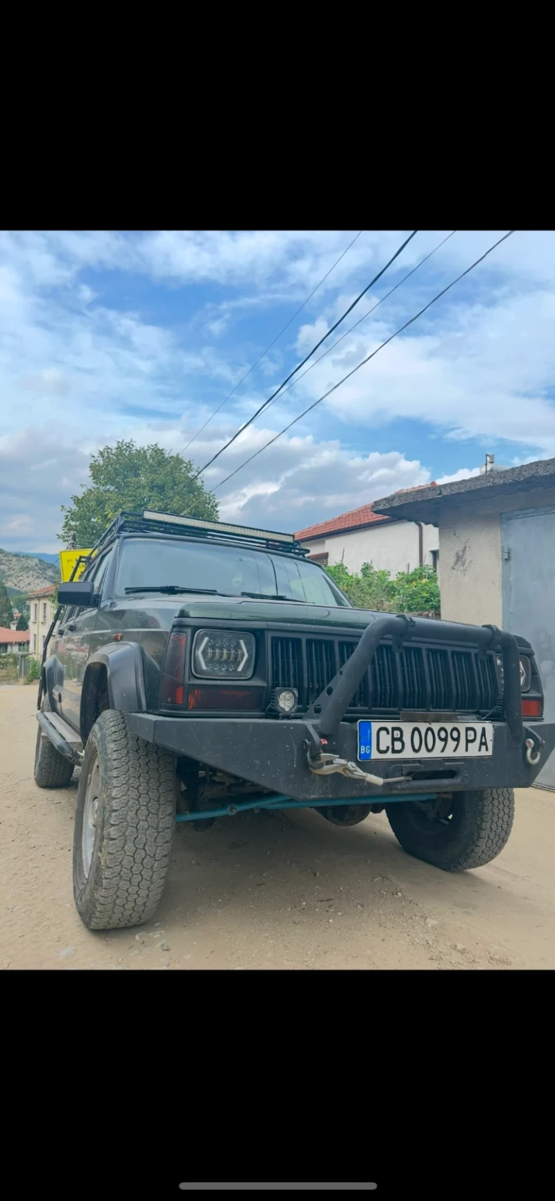 Jeep Cherokee, снимка 1 - Автомобили и джипове - 48133841