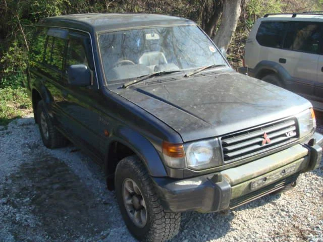 Mitsubishi Pajero 3.5 V6, снимка 2 - Автомобили и джипове - 46834192