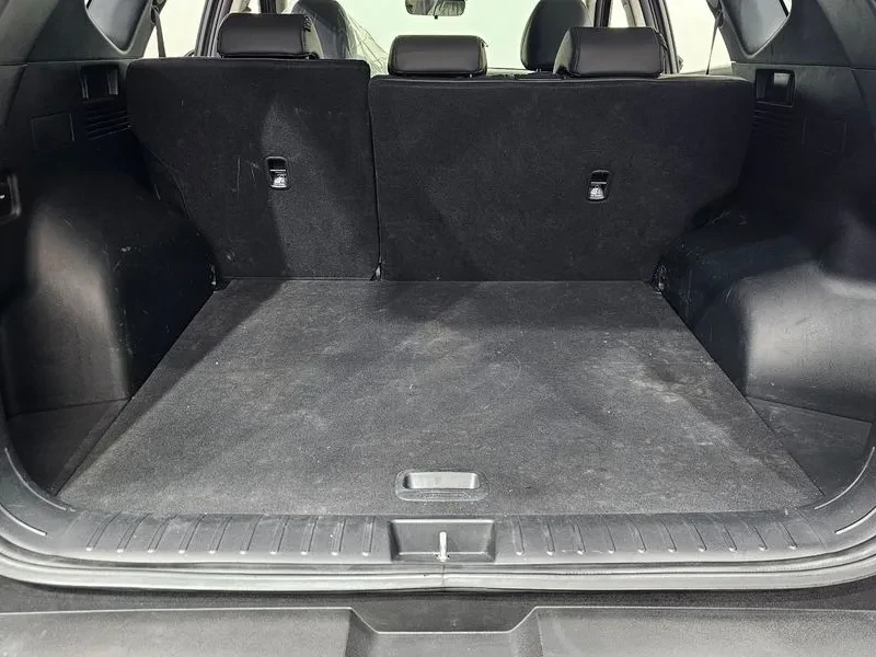 Hyundai Tucson 2.0 4WD MODERN, снимка 17 - Автомобили и джипове - 56293179