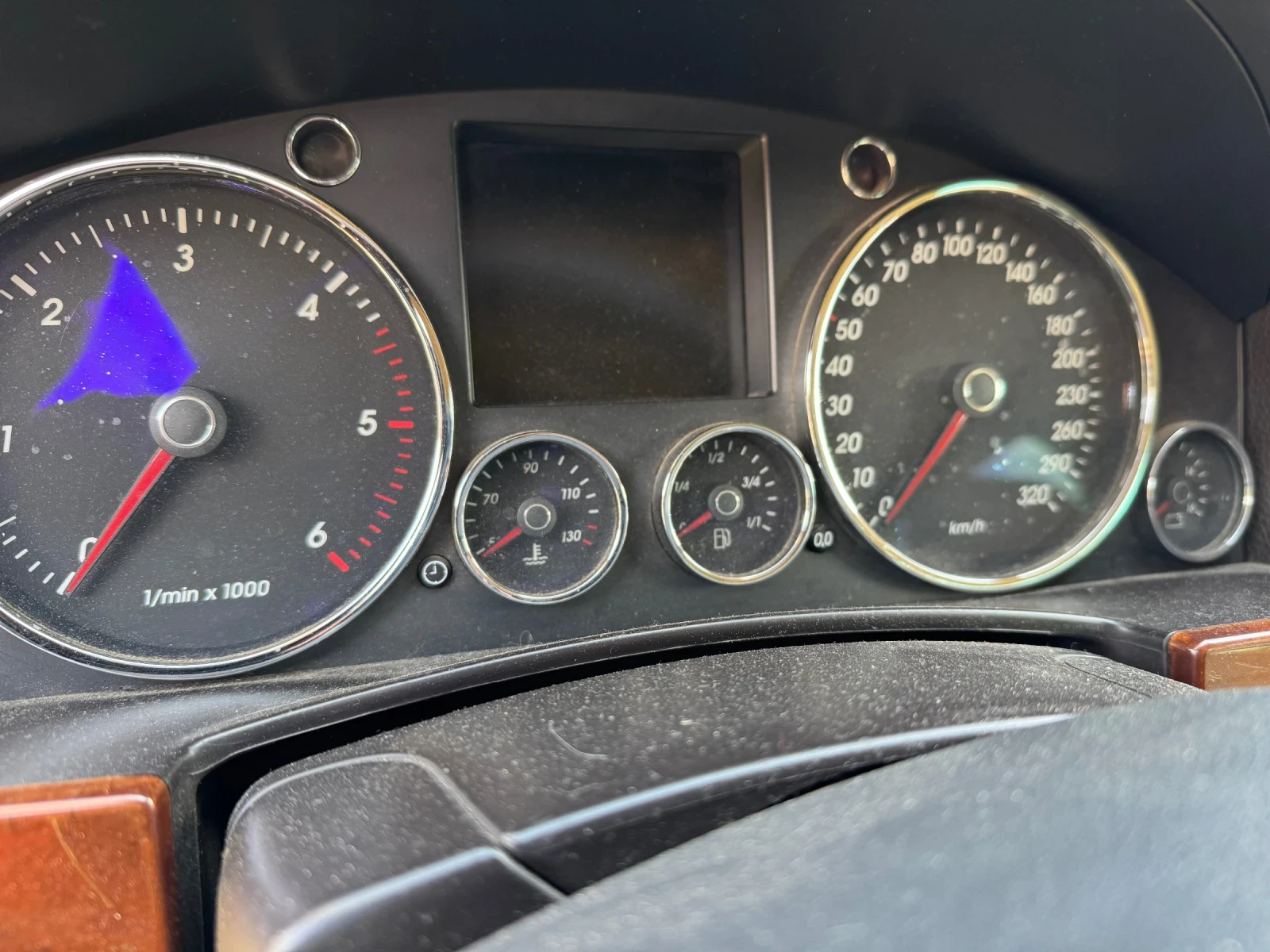 VW Touareg 5.0TDi 313 - изображение 8