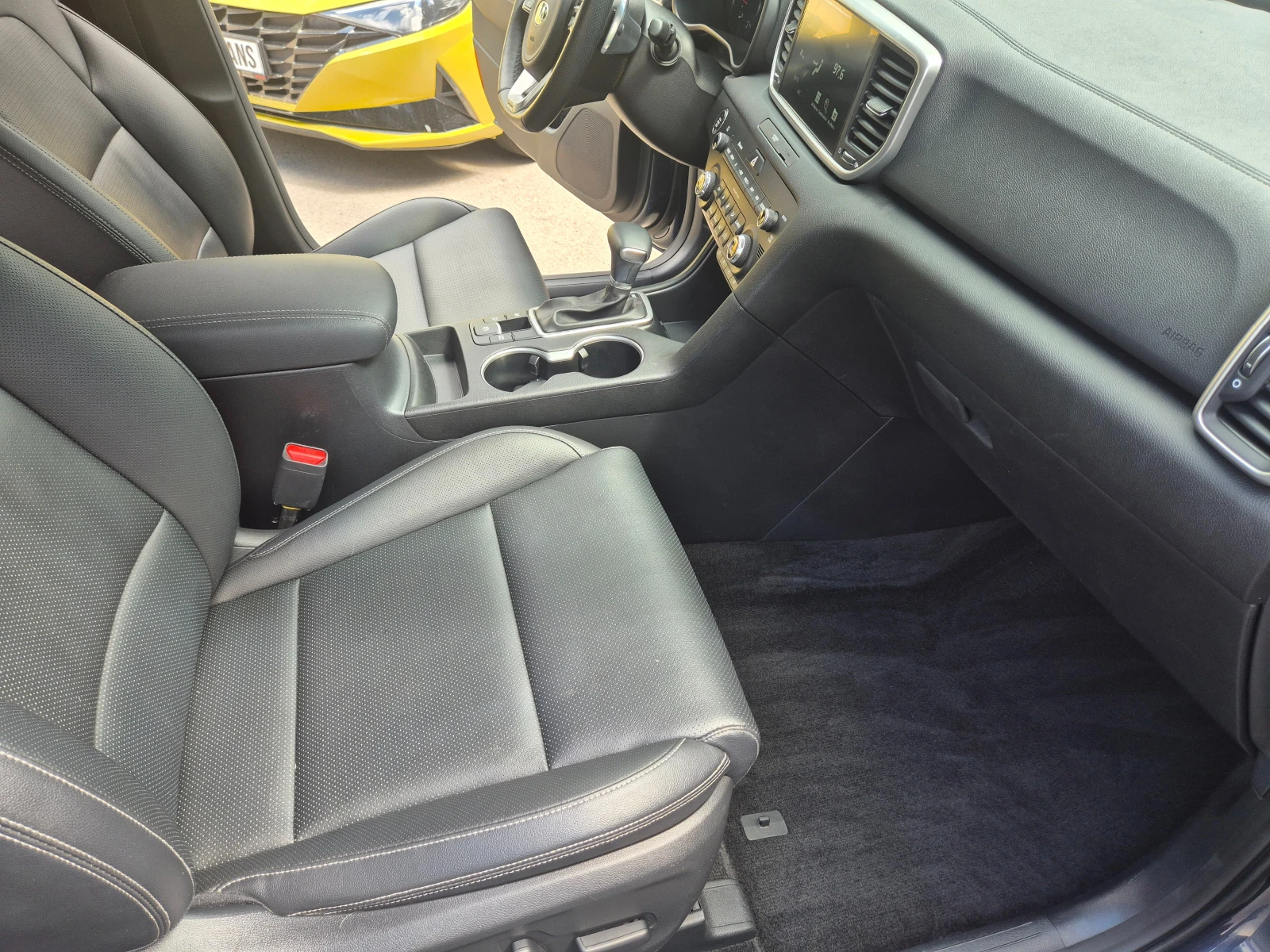 Kia Sportage 2.0 cm3 CRDI - изображение 7