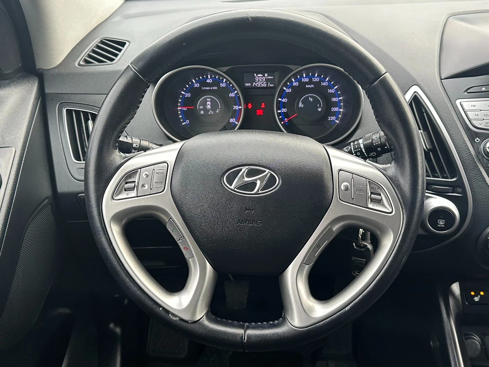 Hyundai IX35 1.6GDi-135k.s-КОЖА-EURO5A-6sk.-149000km!-PDC-2012г - изображение 10