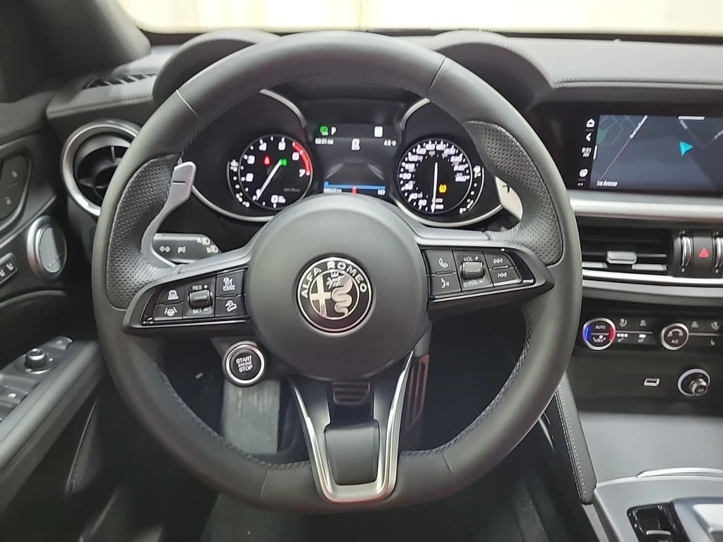 Alfa Romeo Stelvio * VELOCE * CARFAX* 1 ���������� * ������� | Mobile.bg � ����������� 11