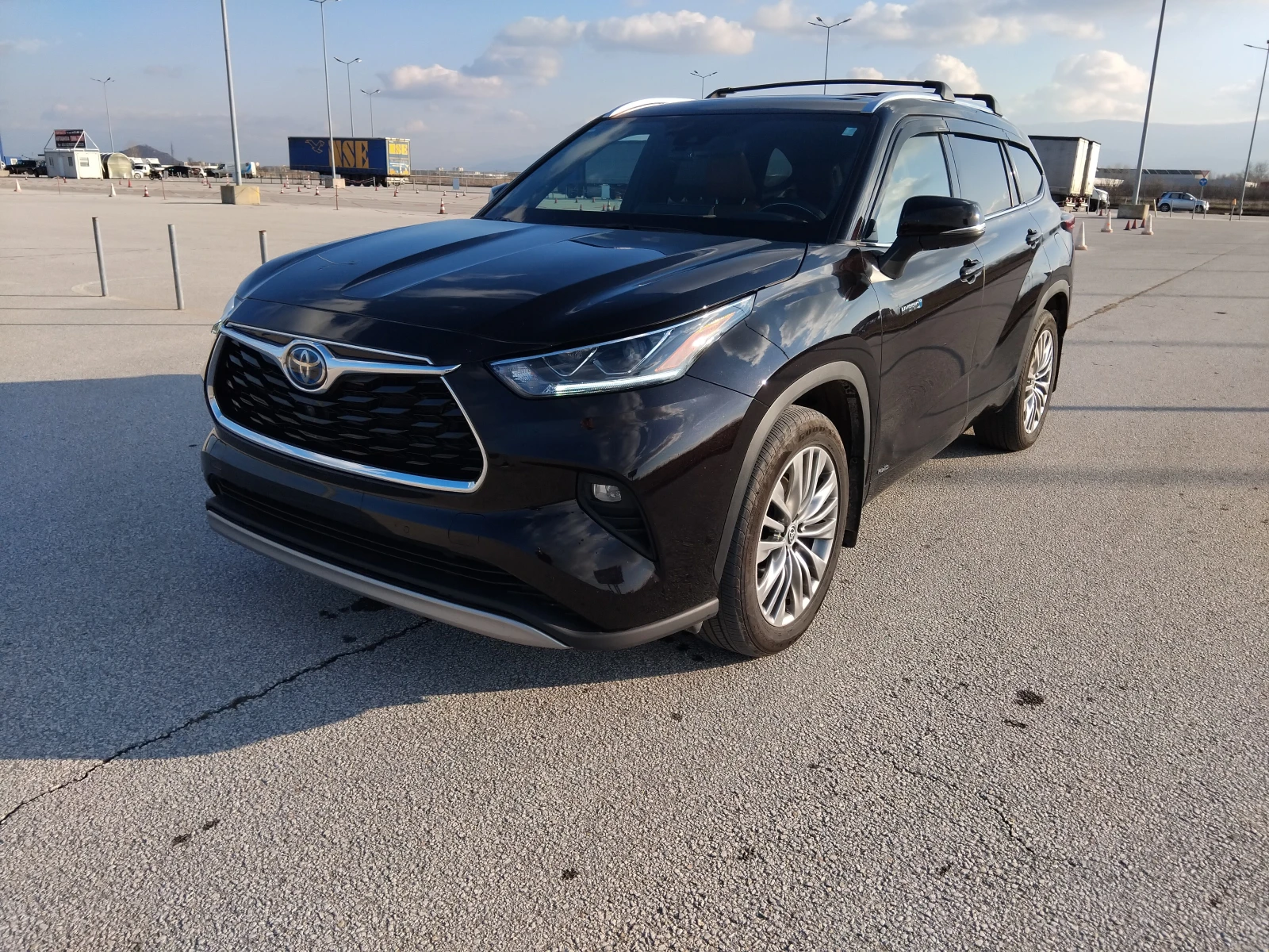 Toyota Highlander HYBRID PLATINUM  - изображение 4