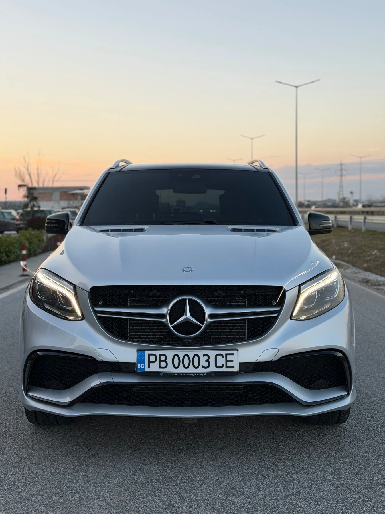 Mercedes-Benz GLE 43 AMG НОВА! * 360/Harman/Keyless/Pano - изображение 2