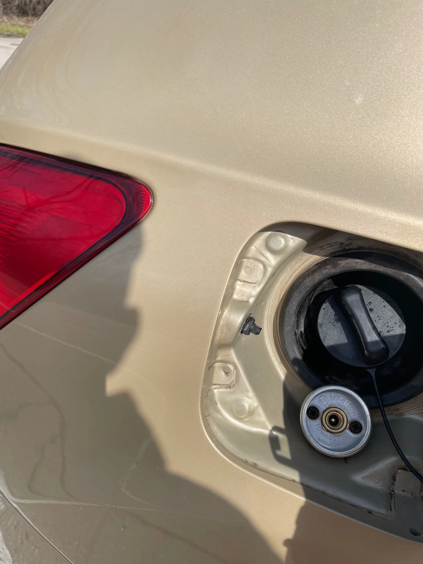 Nissan Qashqai 2.0 ГАЗ, снимка 8 - Автомобили и джипове - 53709758