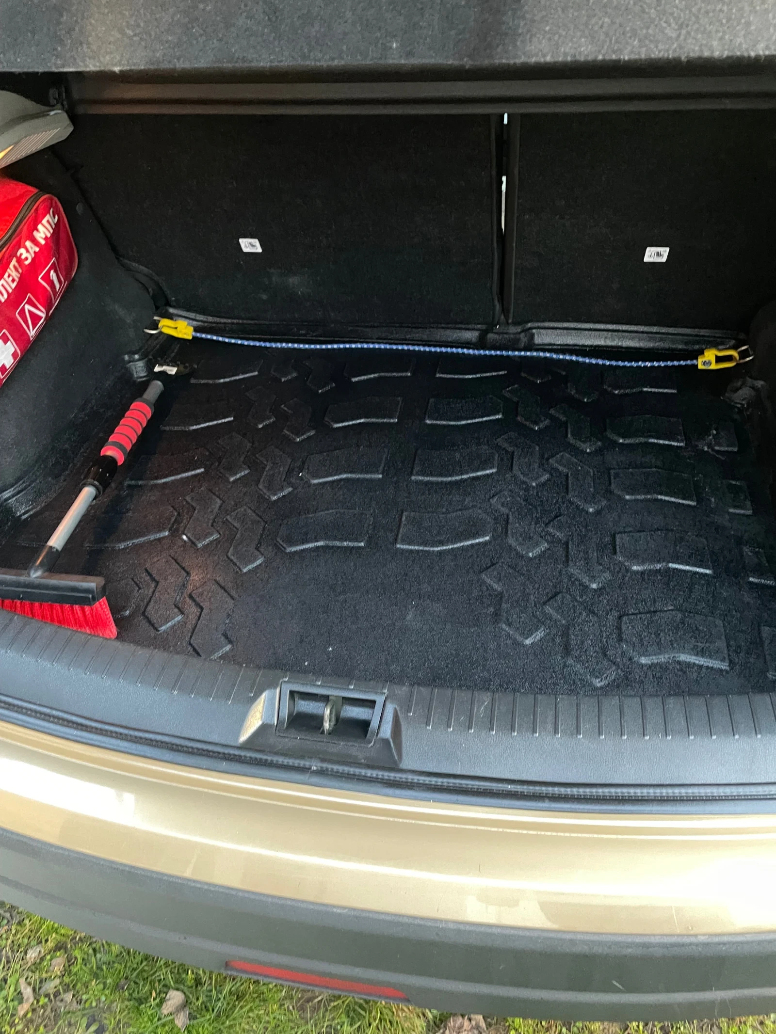 Nissan Qashqai 2.0 ГАЗ, снимка 12 - Автомобили и джипове - 53709758