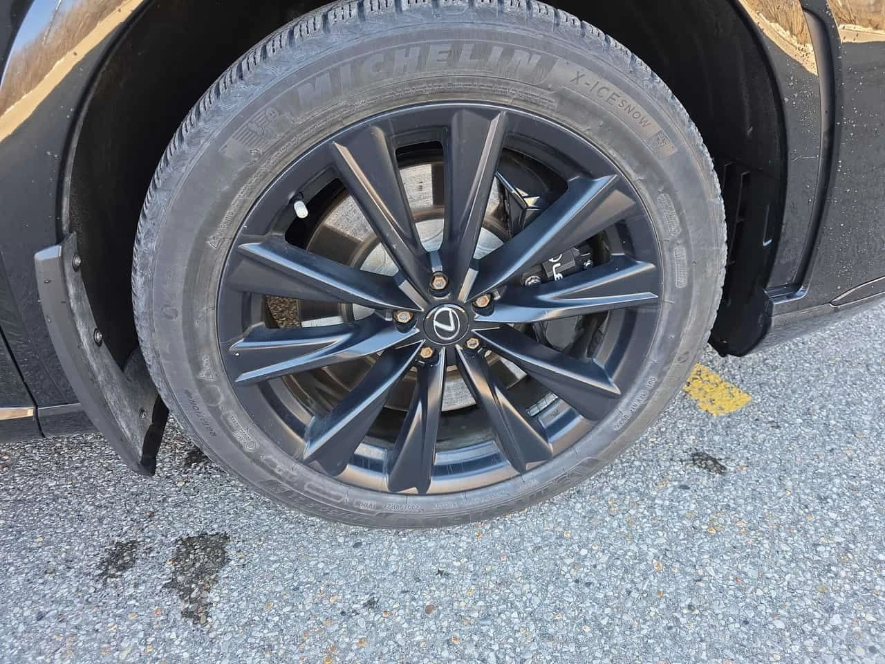 Lexus RX 500h CARFAX, снимка 7 - Автомобили и джипове - 54089588