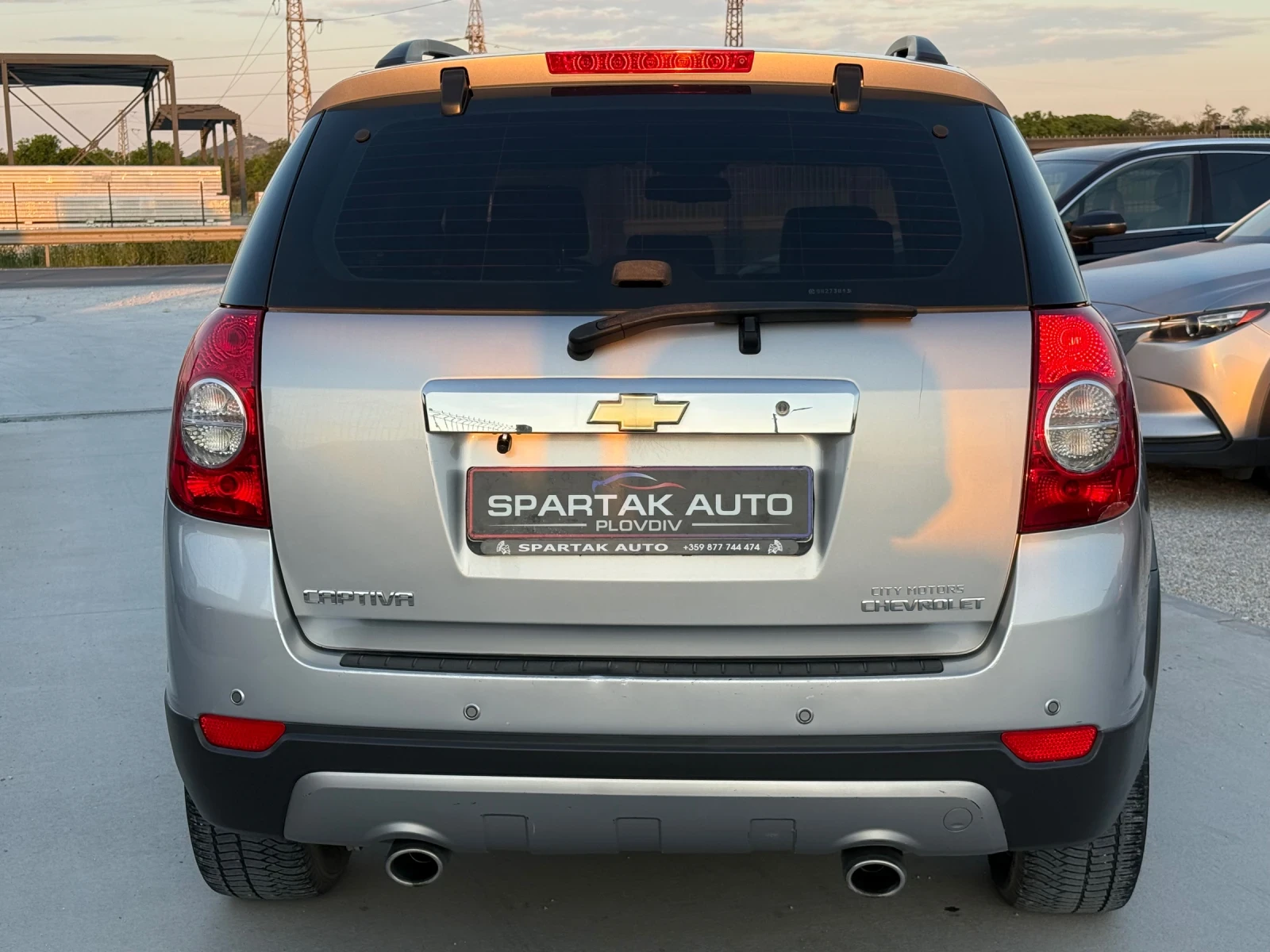 Chevrolet Captiva 2.0D* 2010г* АВТОМАТИК* 4Х4* КОЖА* 6+ 1 Местен* , снимка 5 - Автомобили и джипове - 54693906