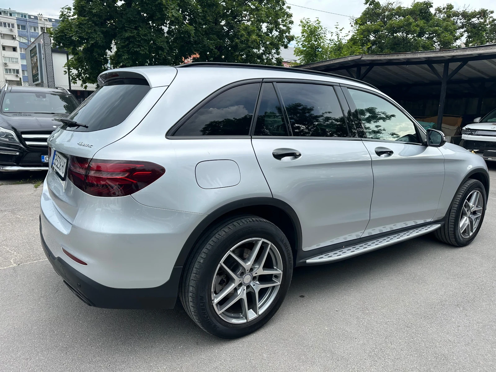 Mercedes-Benz GLC 300, снимка 3 - Автомобили и джипове - 54918765