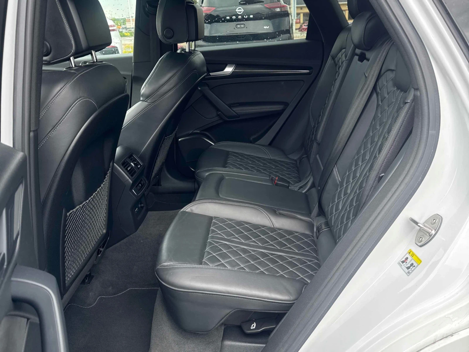 Audi SQ5  PROGRESSIVE * CARBON * ПОДГРЕВ * ПАНОРАМА * , снимка 11 - Автомобили и джипове - 55254306