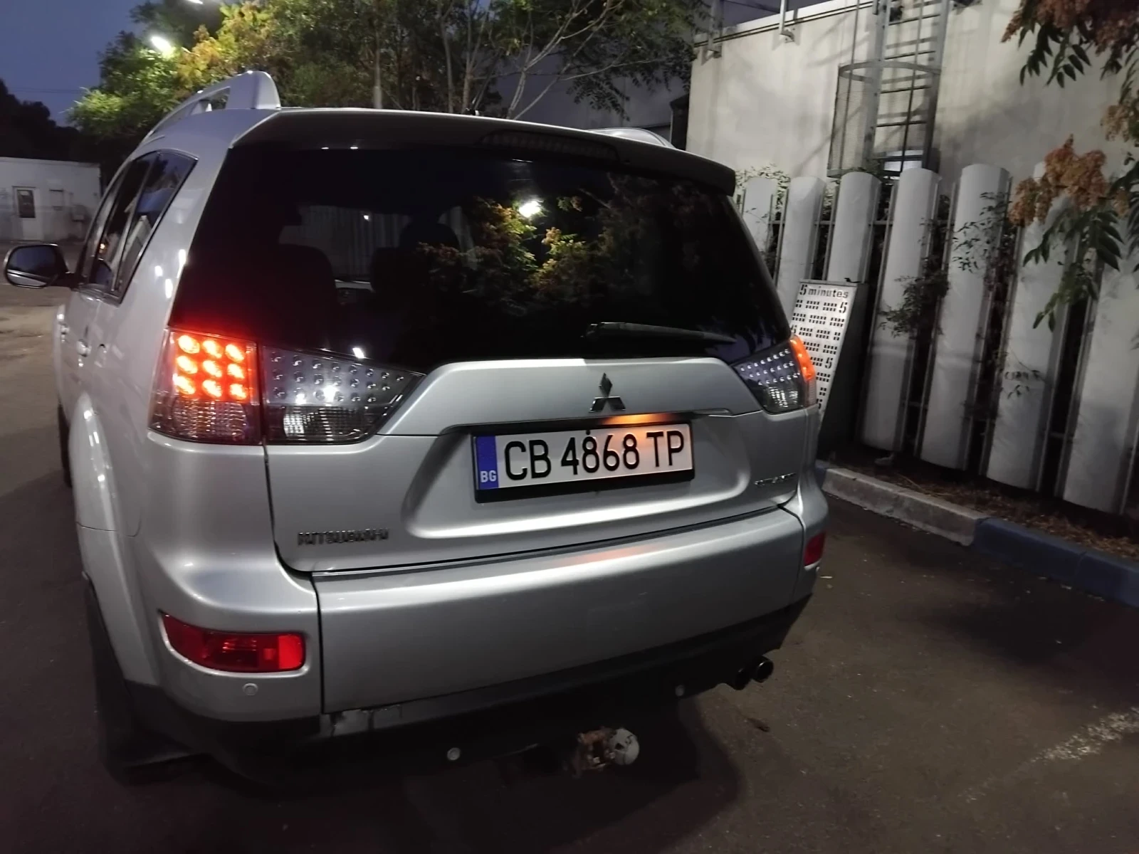 Mitsubishi Outlander 2.0 DID, снимка 2 - Автомобили и джипове - 56040733
