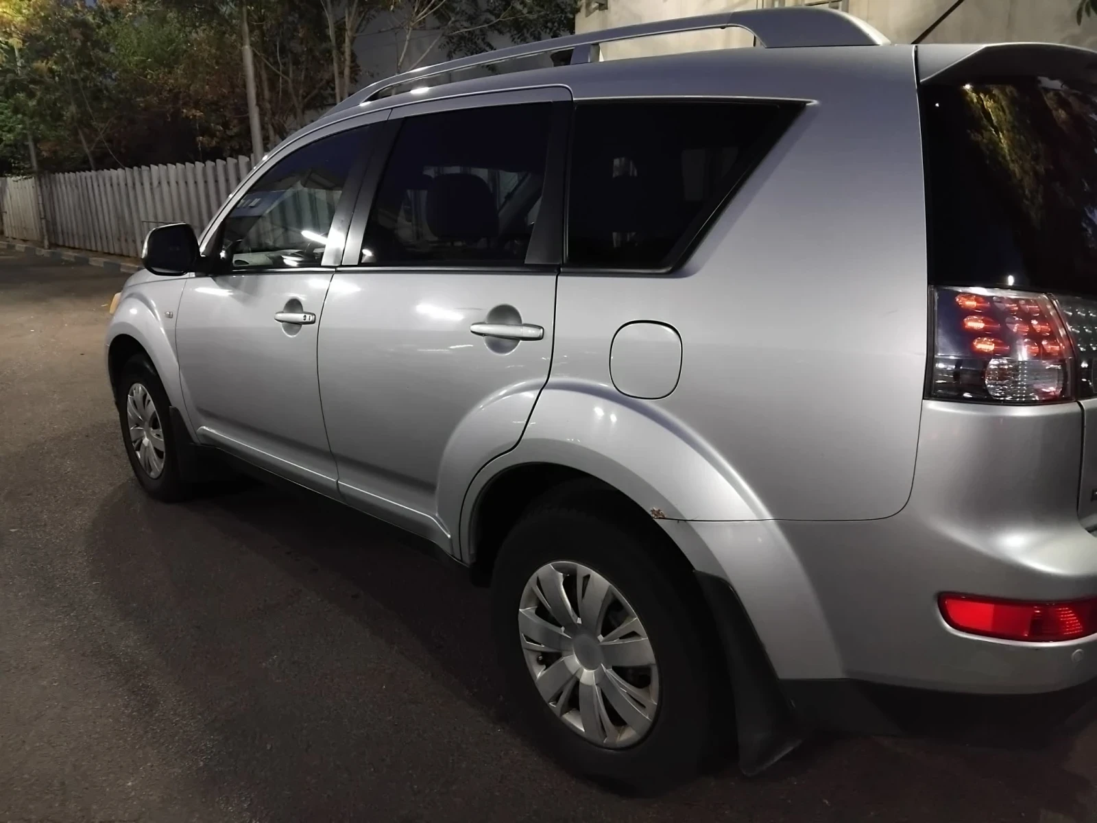 Mitsubishi Outlander 2.0 DID, снимка 5 - Автомобили и джипове - 56040733