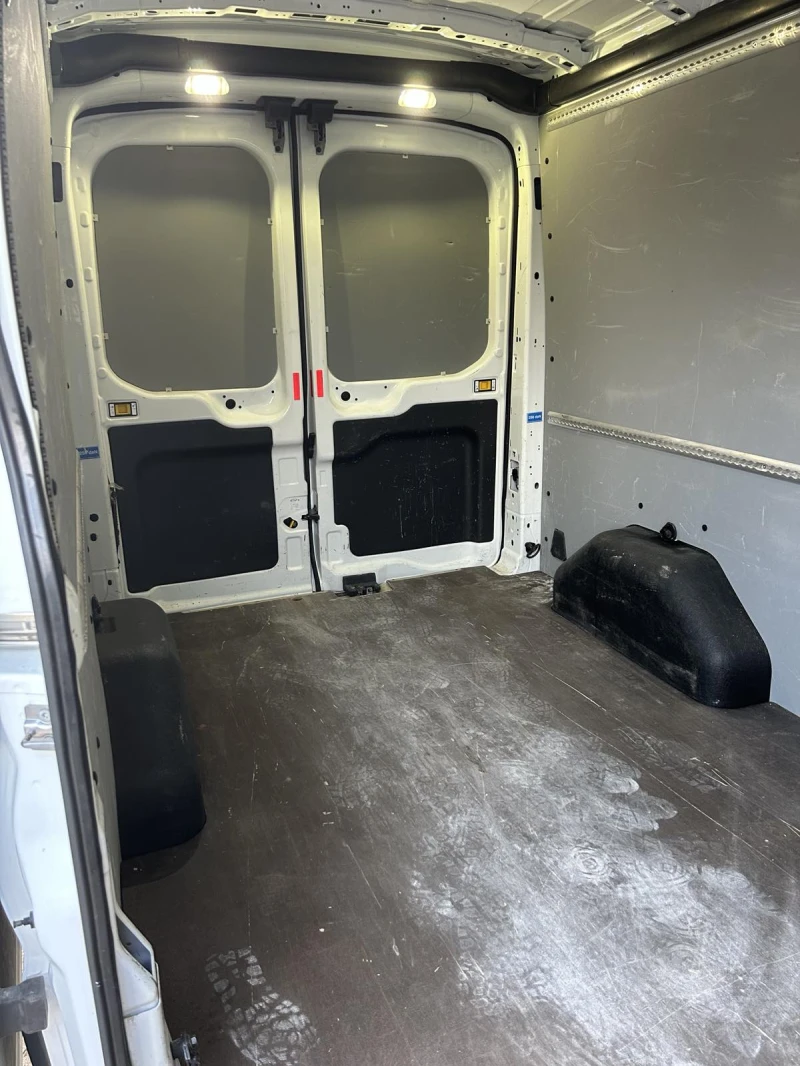 Ford Transit, снимка 11 - Бусове и автобуси - 52642395