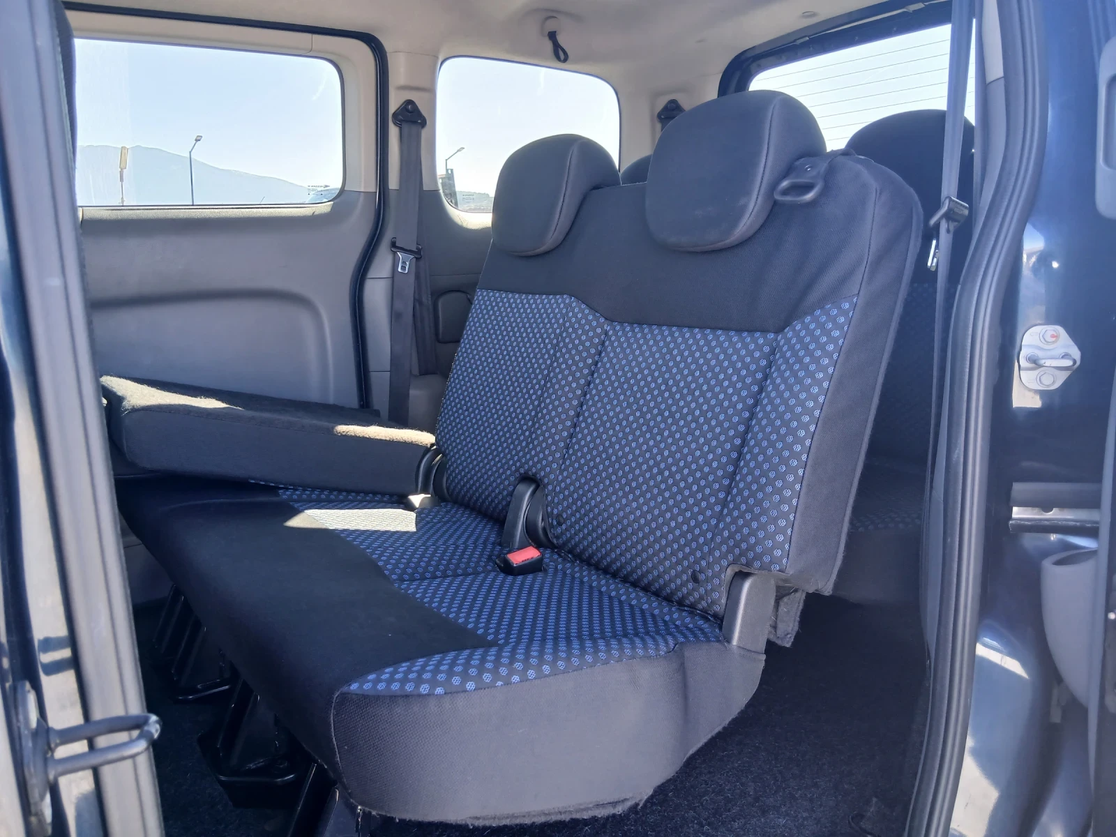 Nissan NV200 Evala 1.5dci 6+ 1mesta, снимка 12 - Бусове и автобуси - 53514976