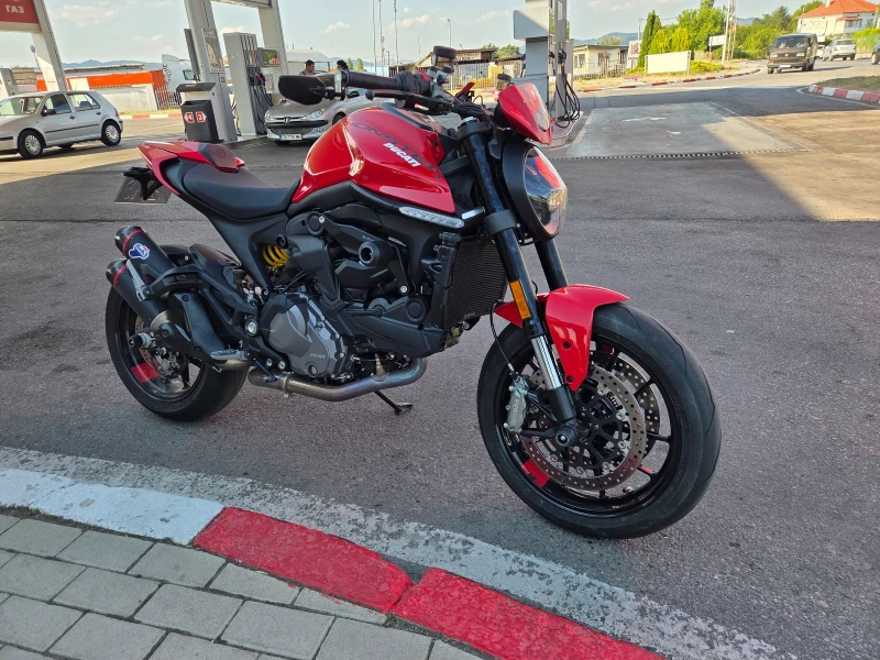 Ducati Monster Plus 937