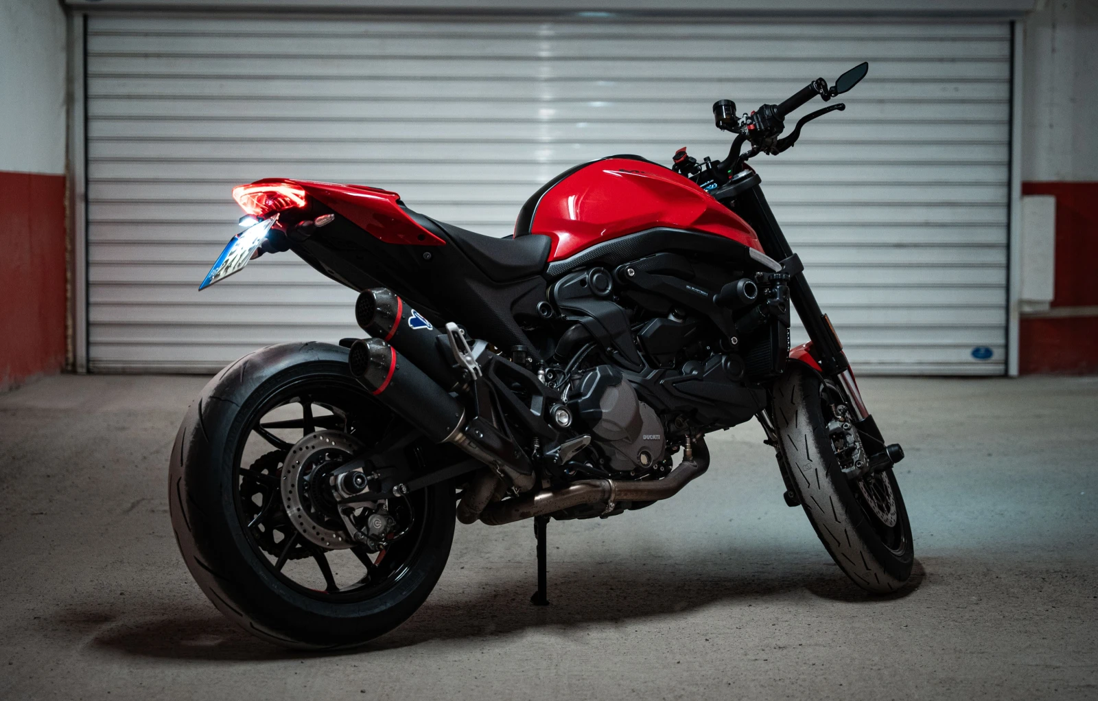 Ducati Monster Plus 937, снимка 4 - Мотоциклети и мототехника - 51461057