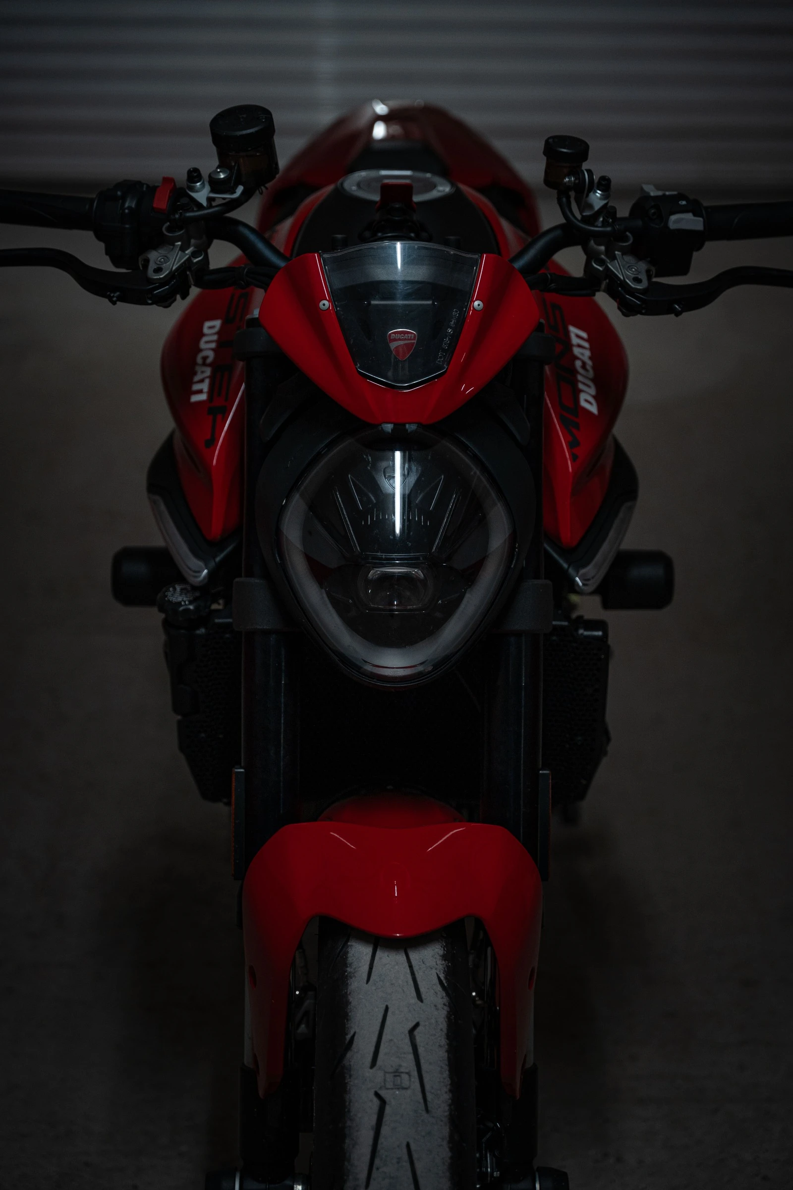 Ducati Monster Plus 937, снимка 2 - Мотоциклети и мототехника - 51461057