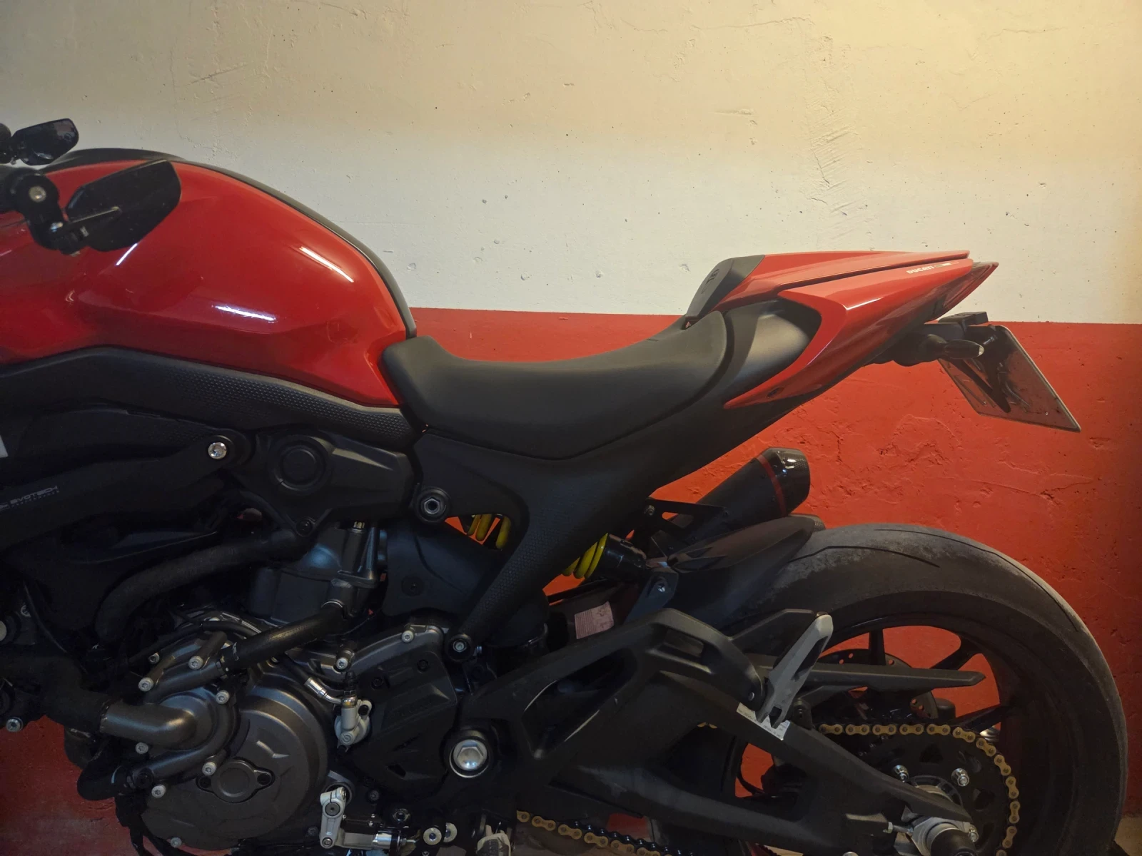 Ducati Monster Plus 937 - изображение 5