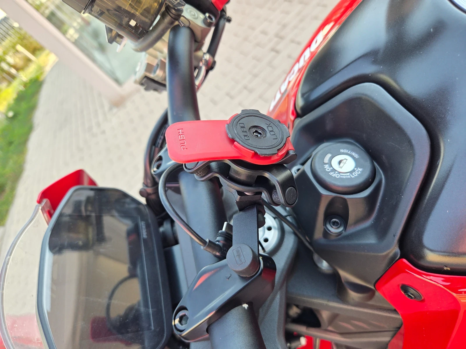 Ducati Monster Plus 937 - изображение 10