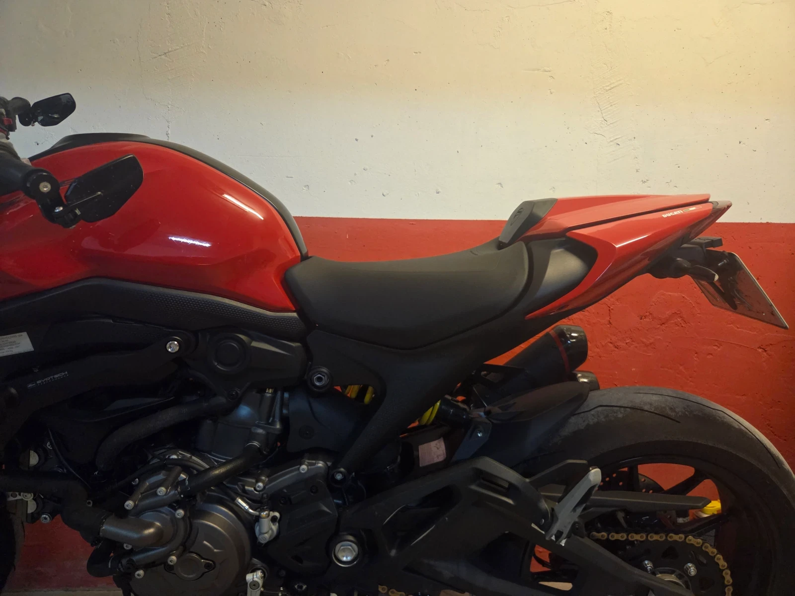 Ducati Monster Plus 937 - изображение 6