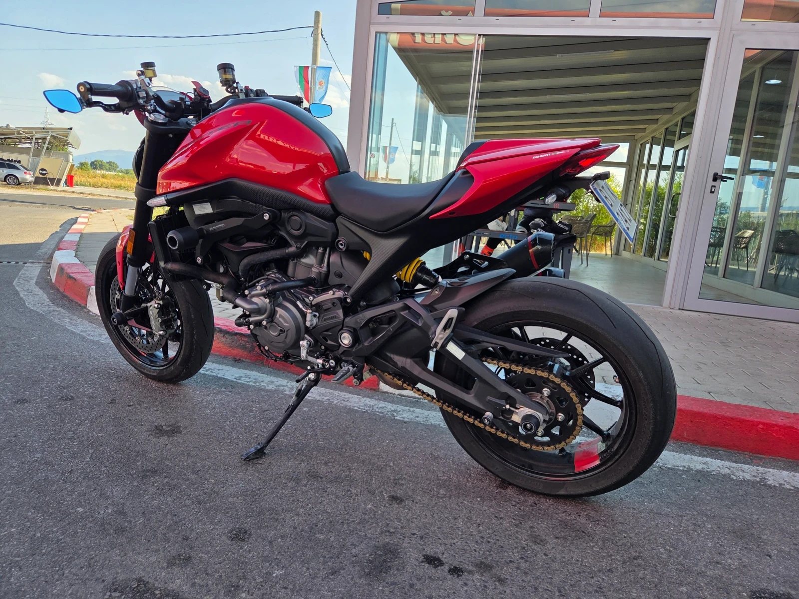 Ducati Monster Plus 937 - изображение 3