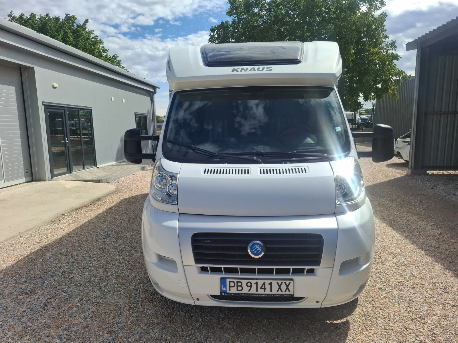 Кемпер Knaus SKY WAVE 650MF